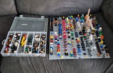 Massive Bundle Joblot of Lego Mini Figures Mini Figure Parts 100s & 100s Pieces