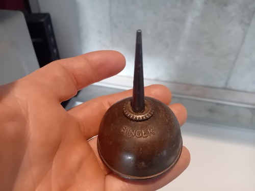 Antique 1920s singer oil can - antique,