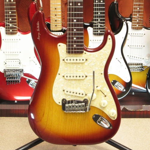 Gearge fullerton signature - g&l,