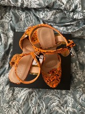 Hella Heels Pole Dance