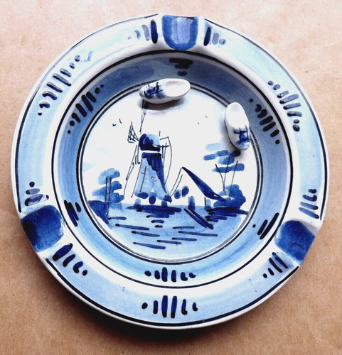 Delft blue colour ashtray - delft,