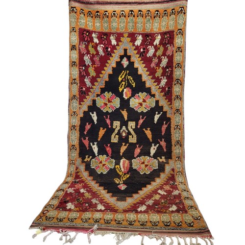 Vintage moroccan berber rug - moroccan,
