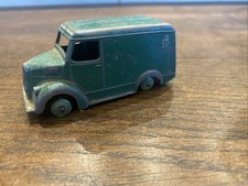 Dinky Toy #452 Trojan Van