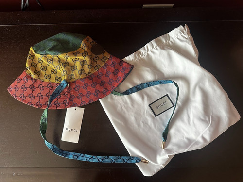 Gucci reversible monogram - gucci,