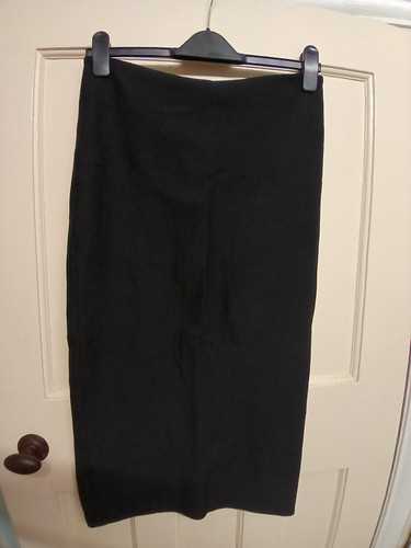 Unknown black midi length