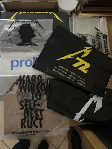 Metallica official merch - metallica,