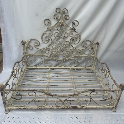 Vintage ornate pet - vintage,