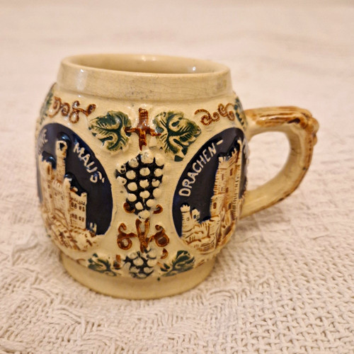 Small embossed stoneware - small,