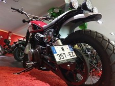 Side mount license plate