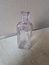 Vintage LAIT "LANOLA" FOR THE SKIN CURE MEDICINE PHARMACY APOTHECARY BOTTLE 11cm