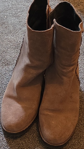 Ugg women brown - women’s, suede