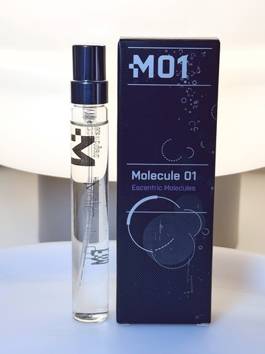 Escentric molecules molecule - molecules,