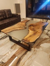 Luxury Clear Epoxy Resin Table