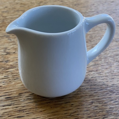 Pillivuyt small jug oil - pillivuyt,