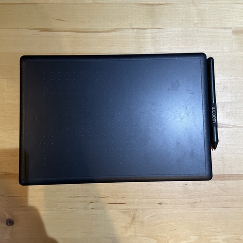 Wacom one medium drawing - wacom,