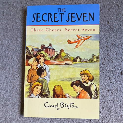 Enid blyton secret - secret, three