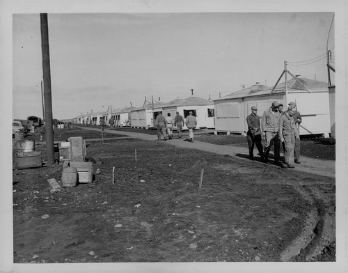 1954 airmen small - us,