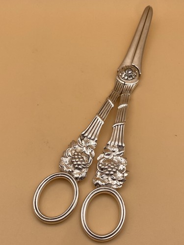 Solid silver grape scissors - solid,