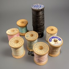 VIntage Lot of 8 Wooden Spools