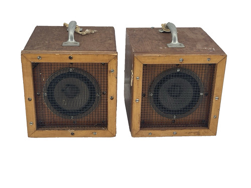 Vintage pair wooden speaker - wooden,