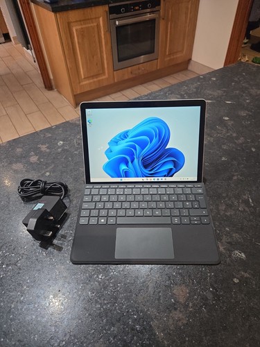 Microsoft surface i3 - go,
