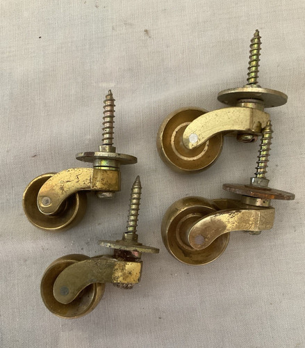 Traditional brass screw - brass, screw-in