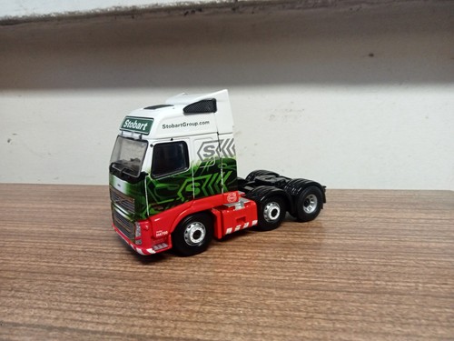 Corgi modern truck heavy - modern,
