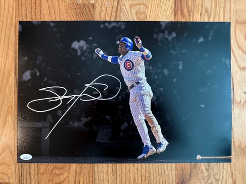 Sammy sosa signed 12x18 - signed,