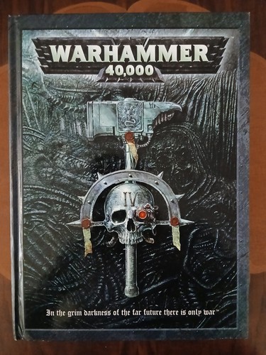 Warhammer 40k 4th edition core - warhammer,