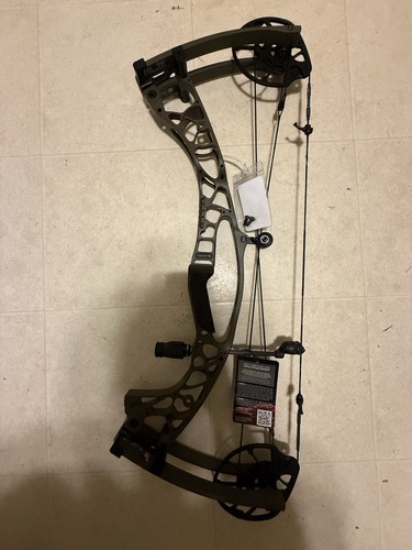 New hoyt alpha 29 right - alpha,
