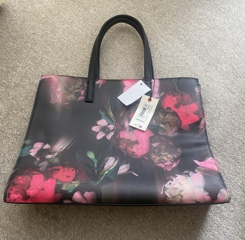 Ted baker london - ted, large