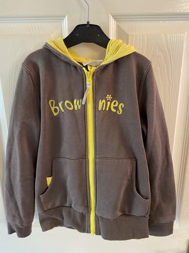 Girls official brownies - girls,