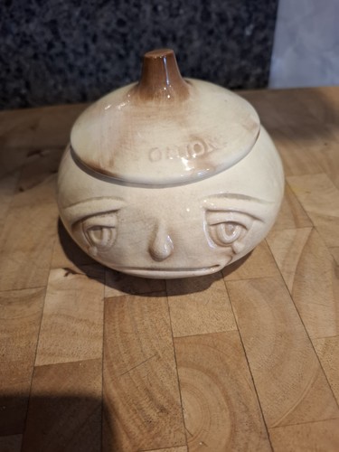Sylvac onion face pot vintage - sylvac,