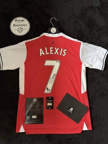 Signed alexis sanchez - signed,