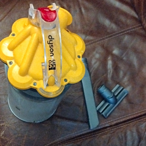 Dyson dc33 yellow cyclone - dc33,