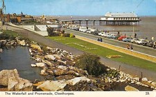 uk11092 waterfall and