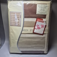 Ashley Wilde Designs Humbug