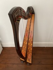 Vintage 31-string Clarsach Harp by Sanderson & Taylor small size Celtic design