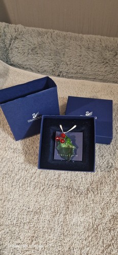 Swarovski crystal holly leaf - swarovski,