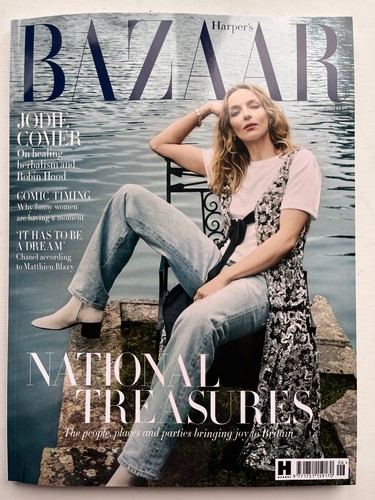 Harper bazaar magazine - magazine, •