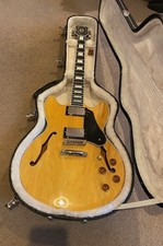 Gibson Midtown Custom in Natural  2011 USA + Gibson Hard Case. Immaculate