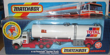 MATCHBOX SUPERKINGS K-127 PETERBILT TANKER TRUCK 'TOTAL' - MINT / PERFECT MIB