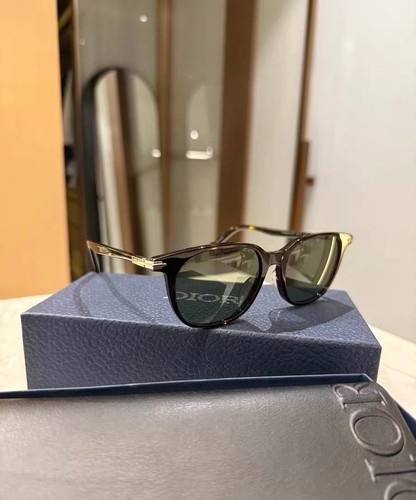 Authentic dior blacksuit sf20c - authentic,