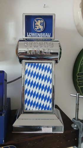Heavy decorative lowenbrau - heavy,