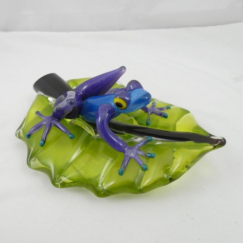 Glass frog hand made - glass,