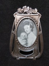ART NOUVEAU STYLE PHOTO FRAME FREE STANDING SILVERED PEWTER GLASS OVAL PICTURE