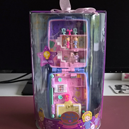 Polly pocket keepsake - pocket,