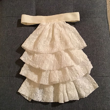 Jabot cravat in ivory white