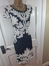 Frank Lyman Navy Blue & White