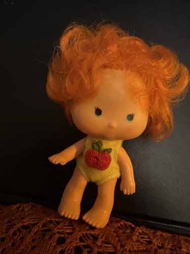 Vintage strawberry shortcake - strawberry,